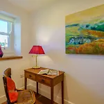 3 Bed In Penrith Oc-85362 *