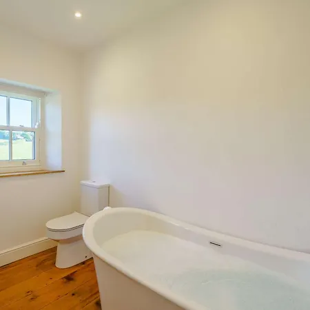 3 Bed In Penrith Oc-85362 Сasa de vacaciones *