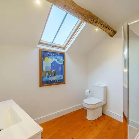 3 Bed In Penrith Oc-85362 بيت للعطل